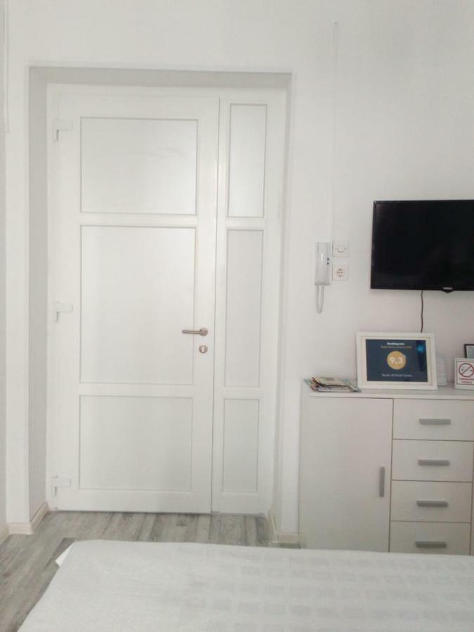 Studio In Pula Center Экстерьер фото